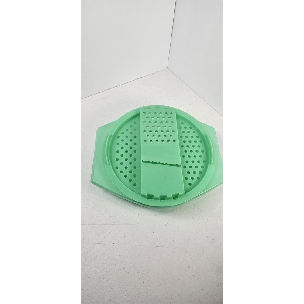 VTG Tupperware 2-Piece Green/Jade Plastic Grater/Slicer Bowl 786-9 Made‎ in USA